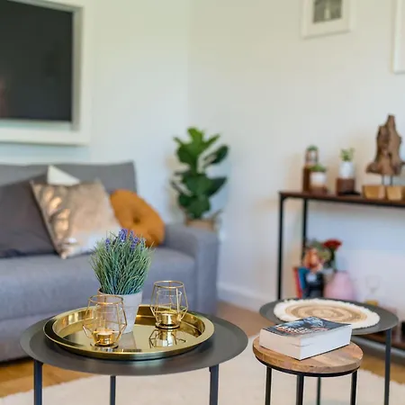2og Mitte Helle 70m 2 Naehe Salzburg By Interhome